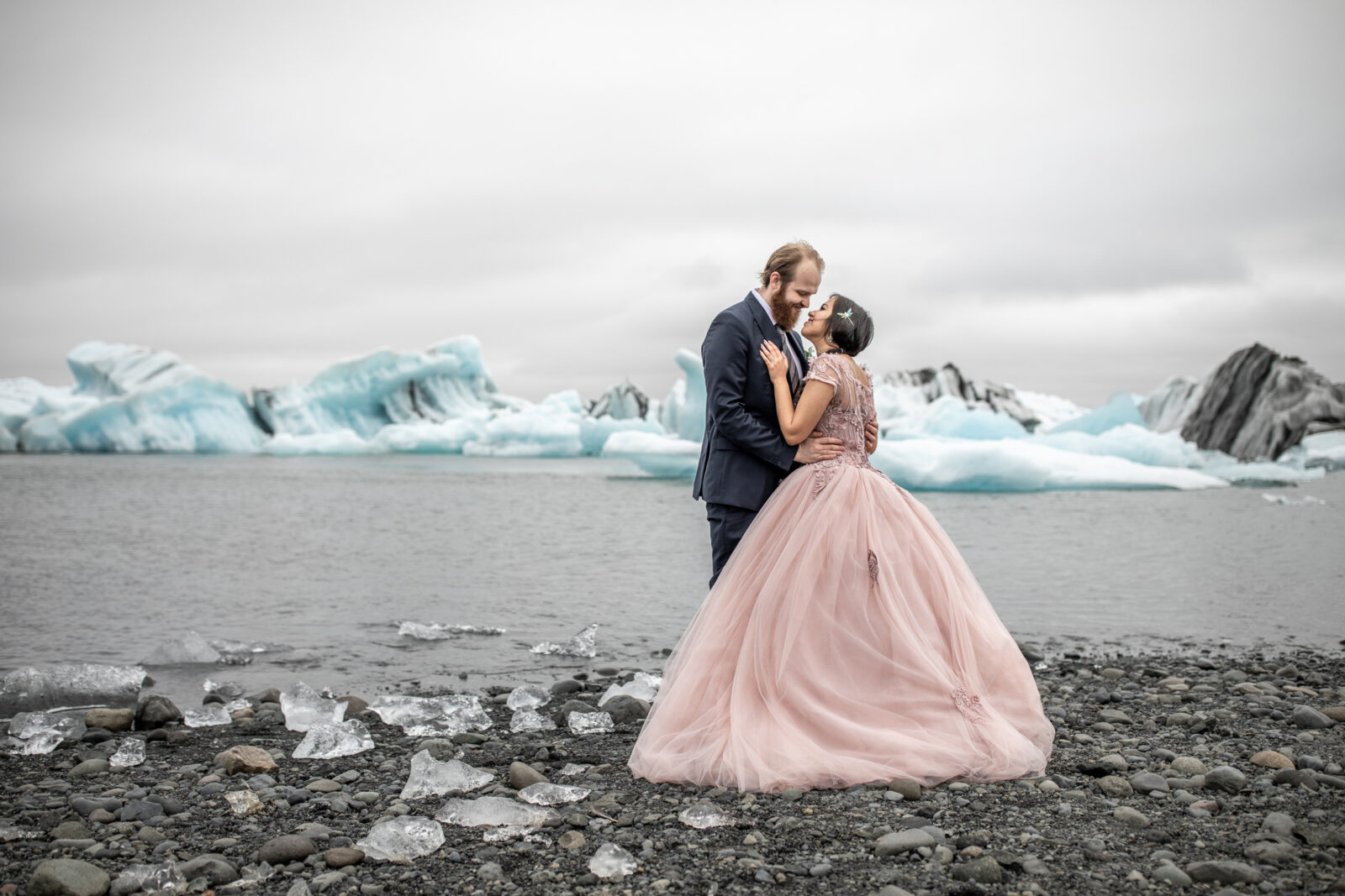 elopement wedding Iceland with ice