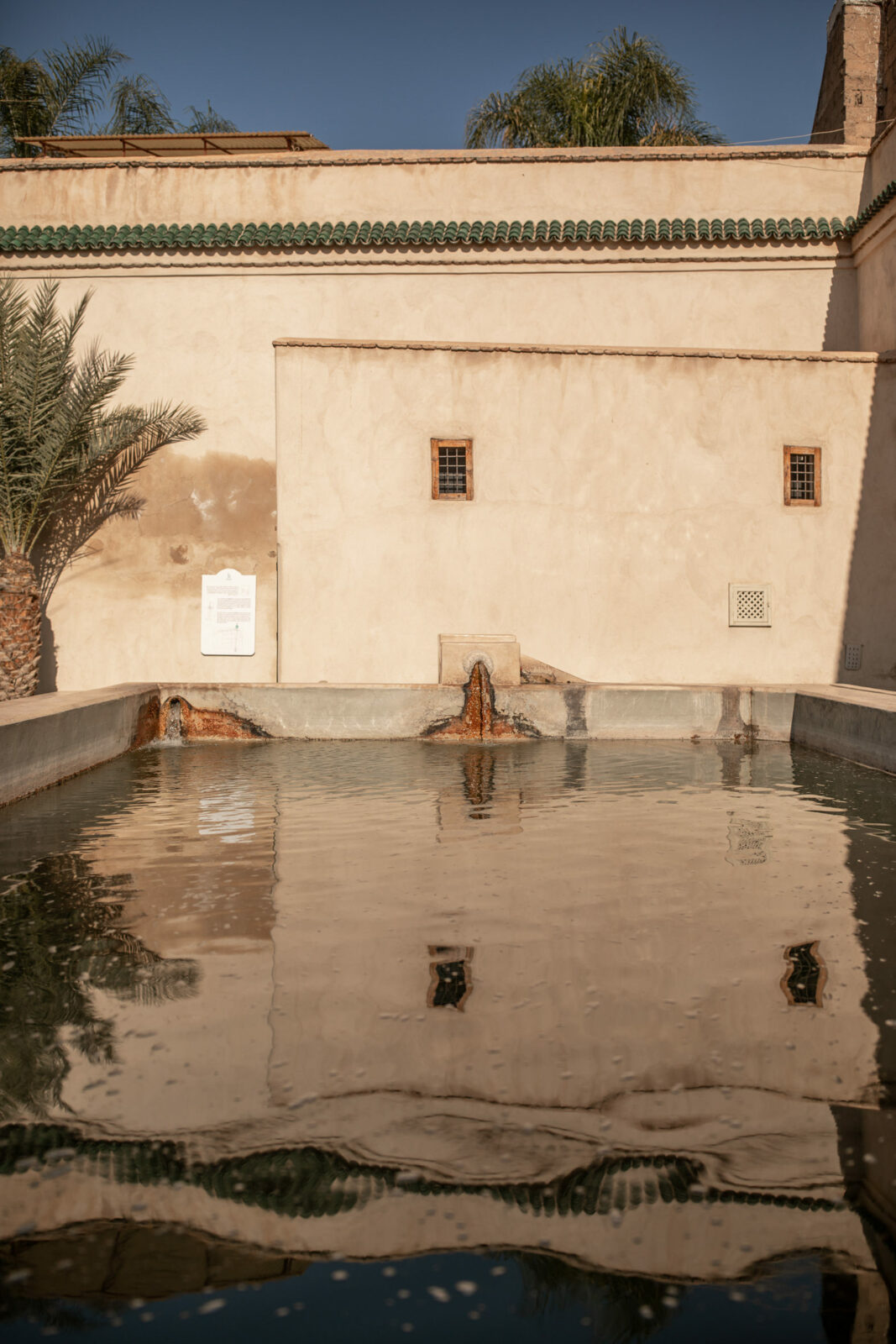 marrakesch wasserbecken