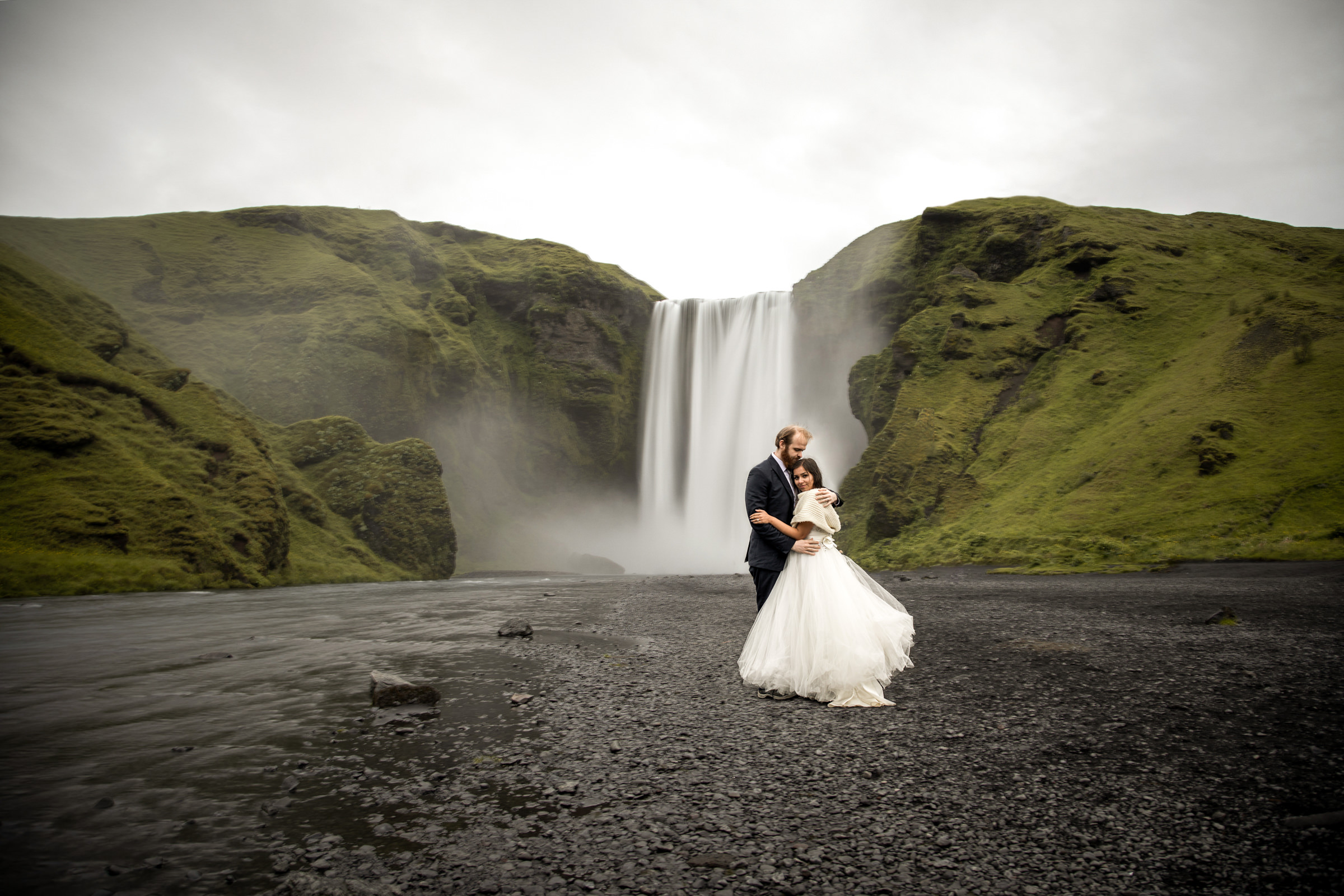 skogafoss Iceland elopement wedding