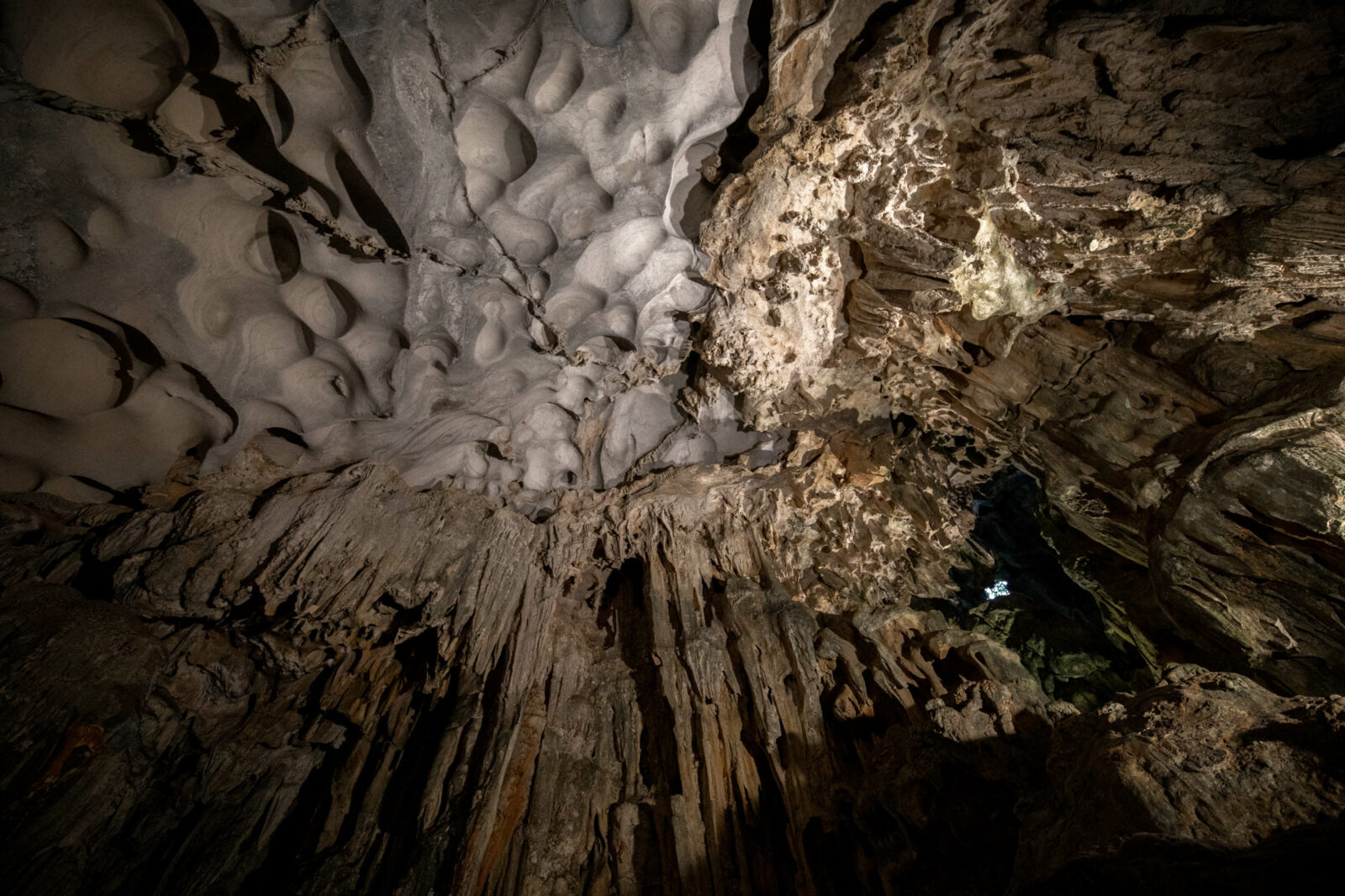 Vietnam Höhlen