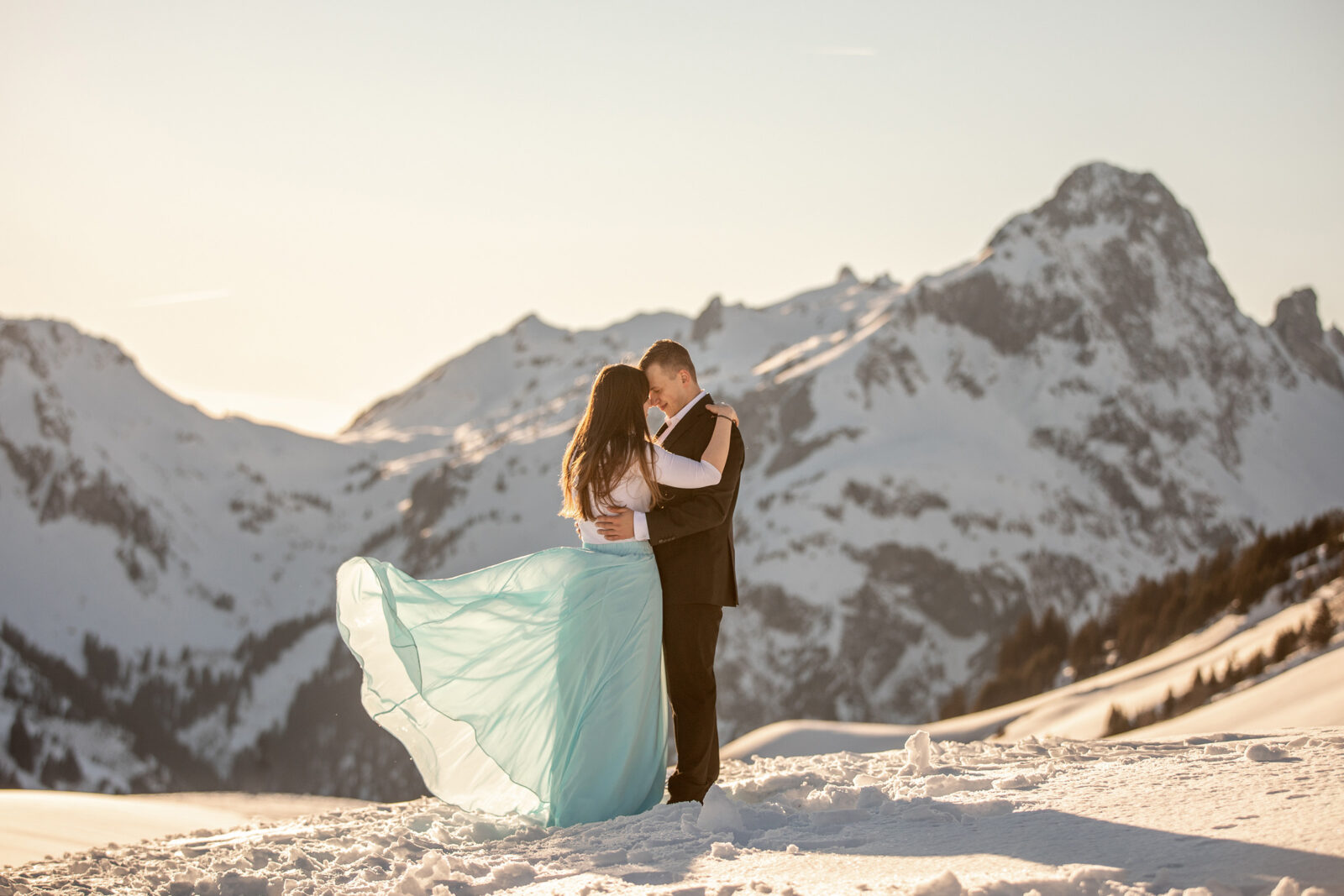 Engagement session in the austrian alps