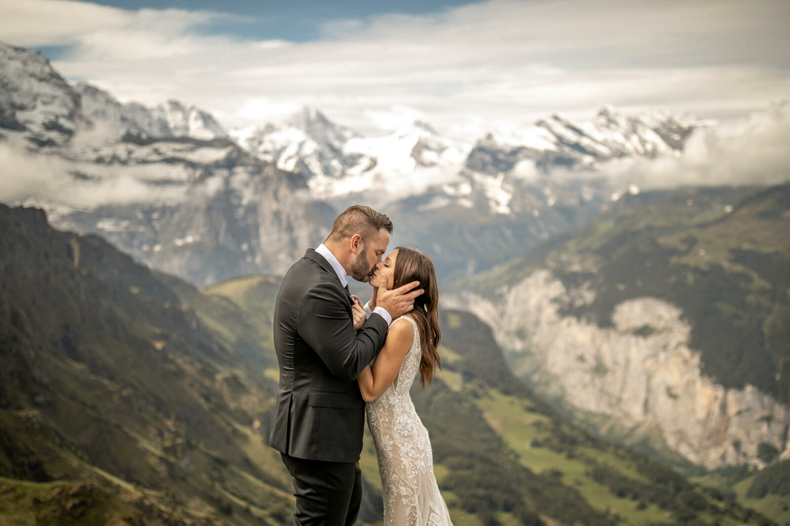 Elopement Fotografen Schweiz und Alpen