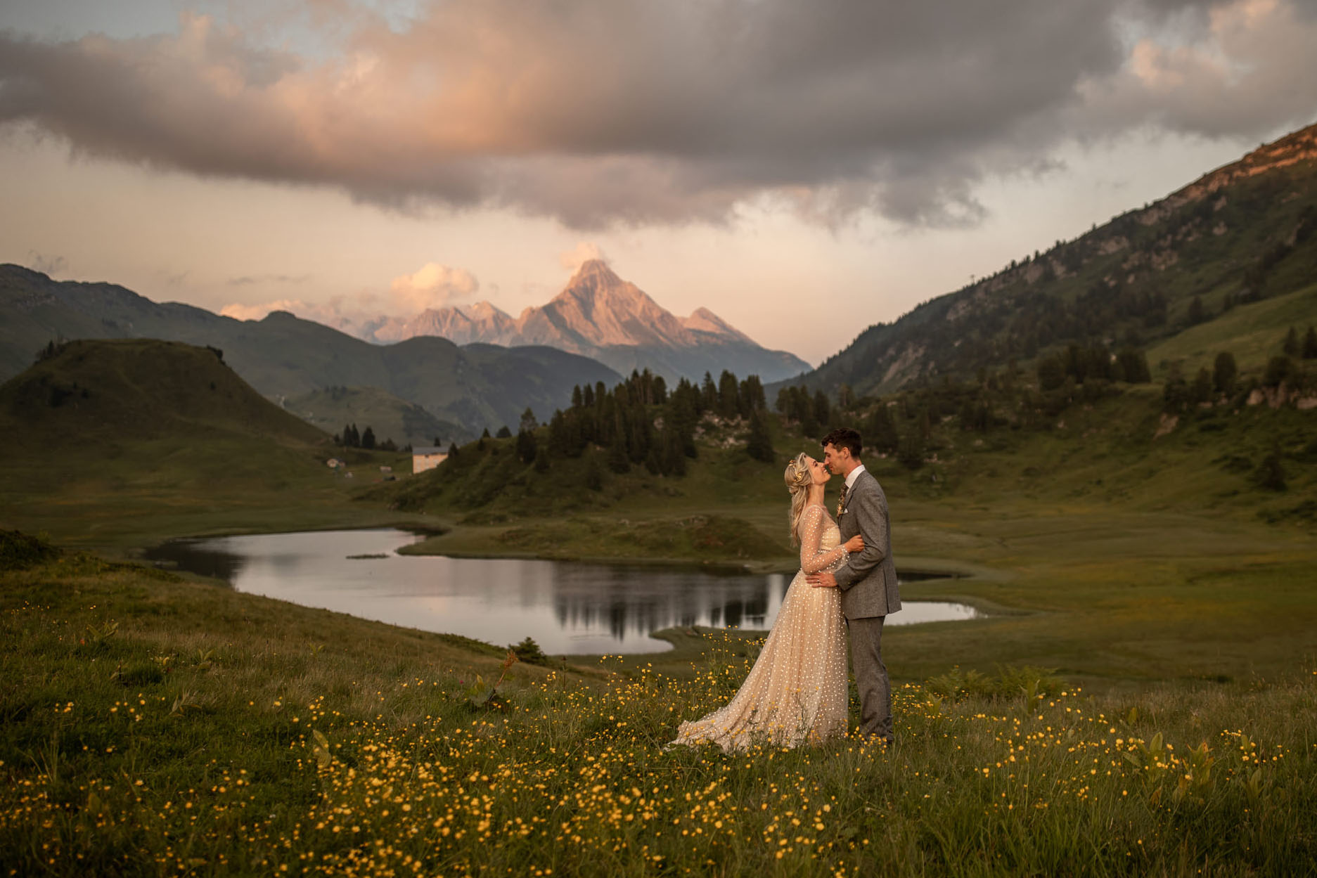 Elopement Wedding photographer in austria, switzerland, dolomites and norway