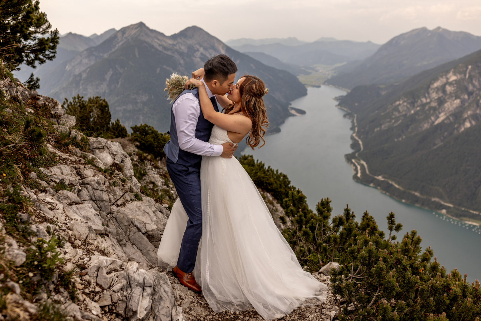 Elopement experts in the alps