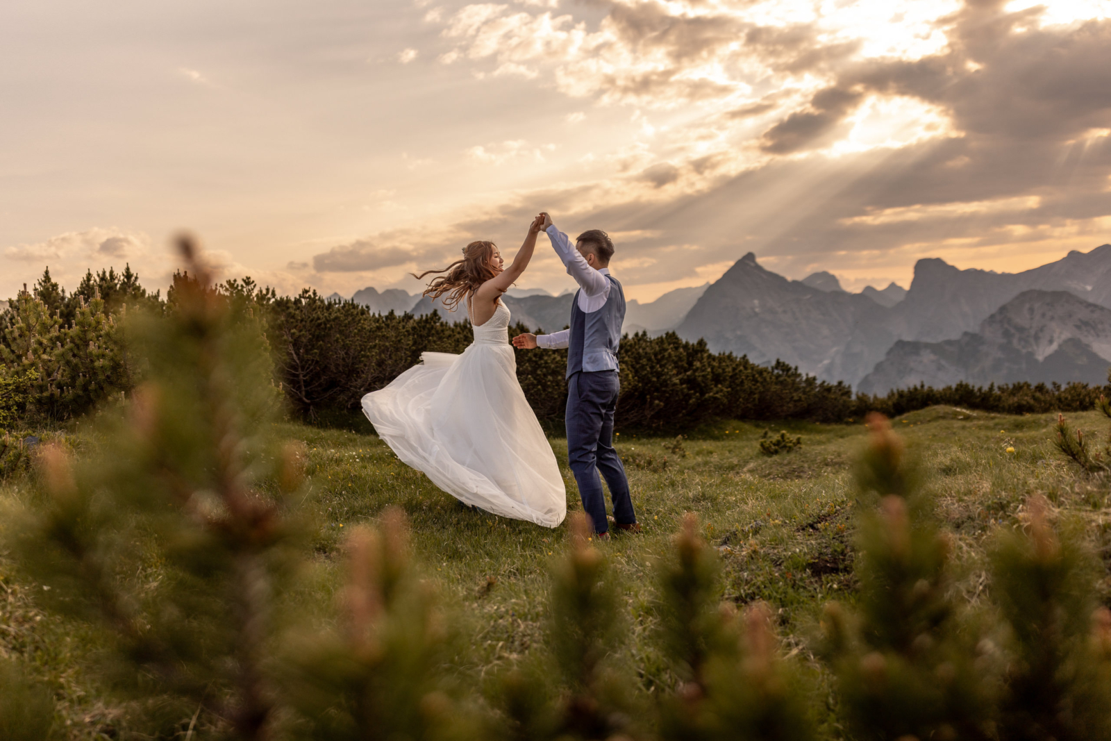 Elopement wedding in the alps
