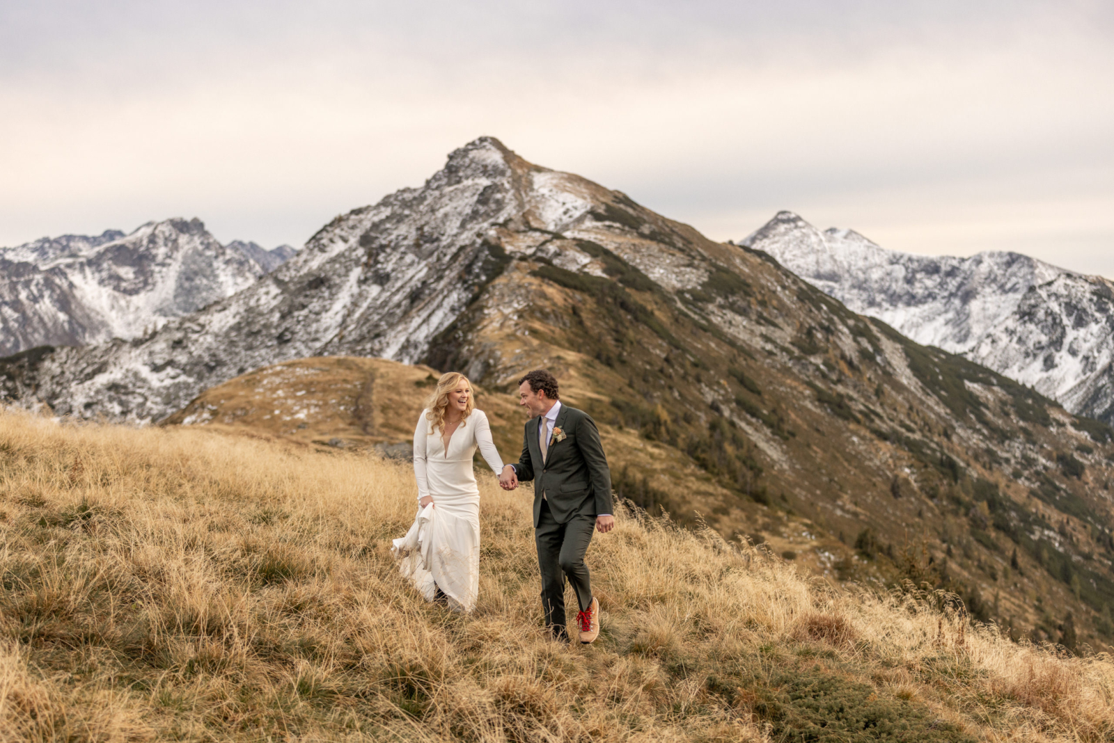 elopement experience in fall in austria