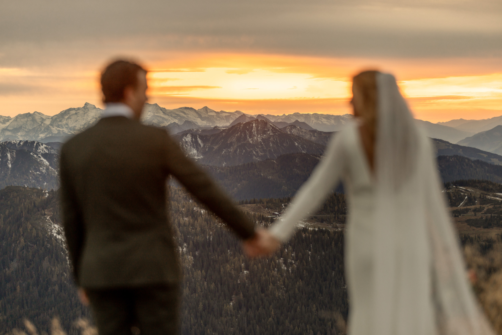 mountain elopement in the alps