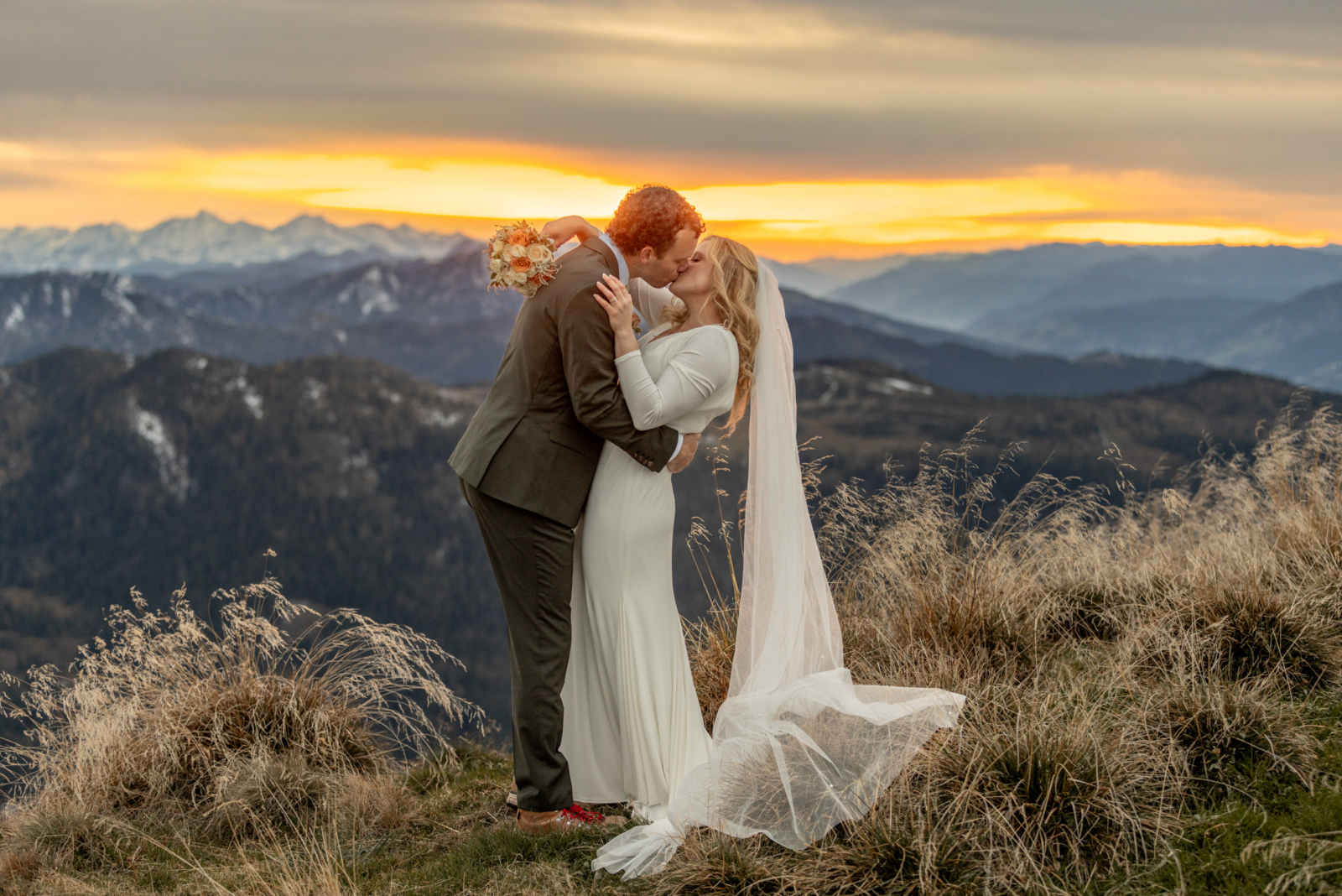 austria elopement in the middle of mountains