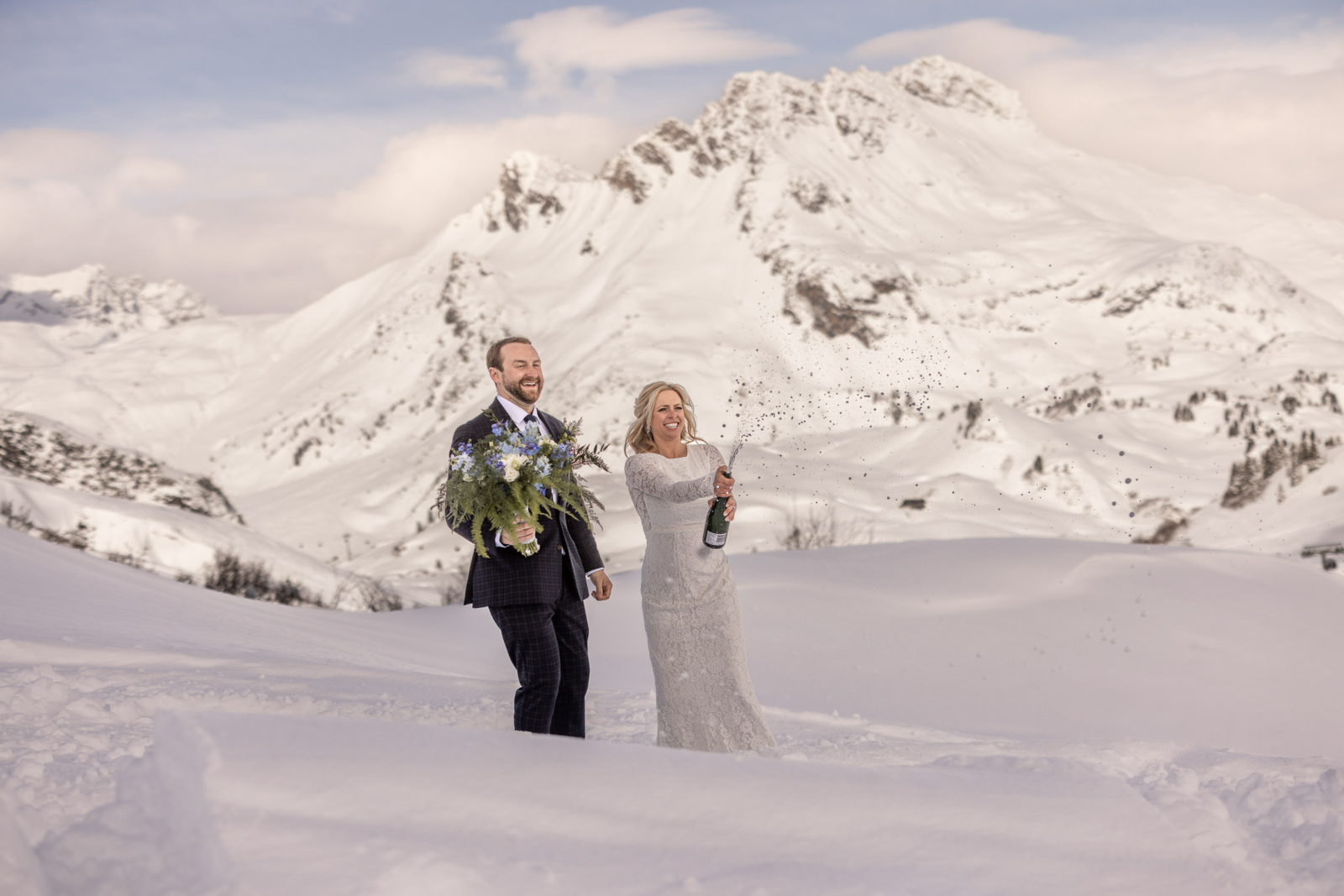 Champagne Pop at the Ski Elopement in Lech am Arlberg