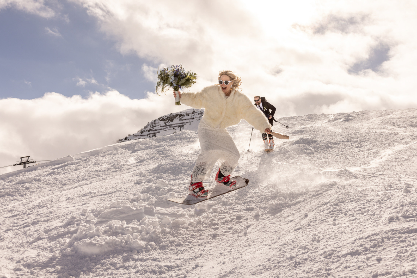 adventurous bride at her ski wedding in Lech am Arlberg