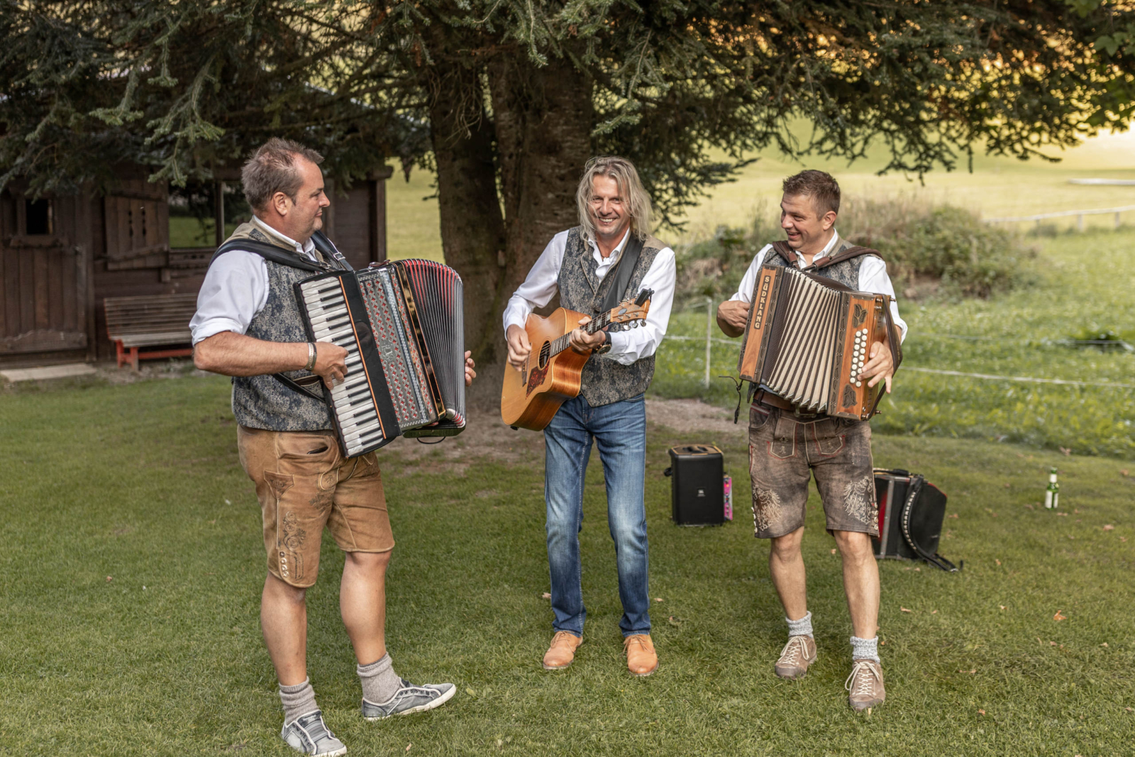 traditional music für the get together for the in the Alps