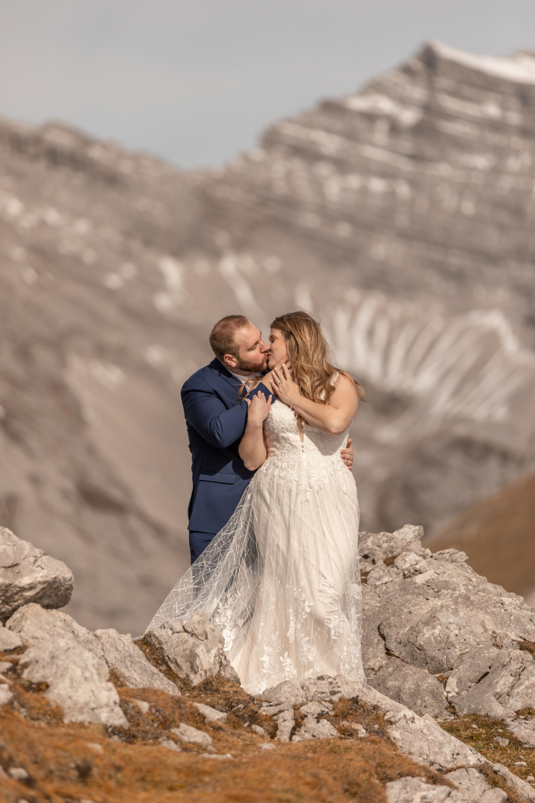 beautiful mountain elopement in Innsbruck
