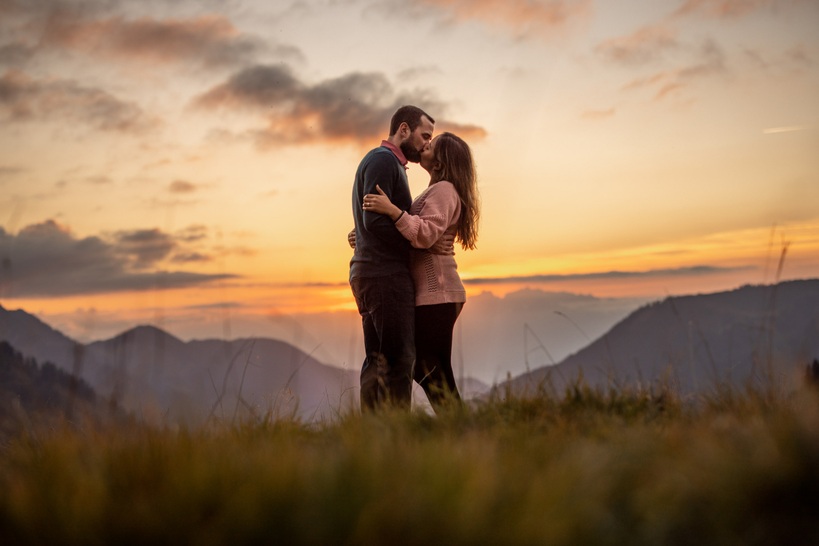 romantic sunset engagement photos in Austria