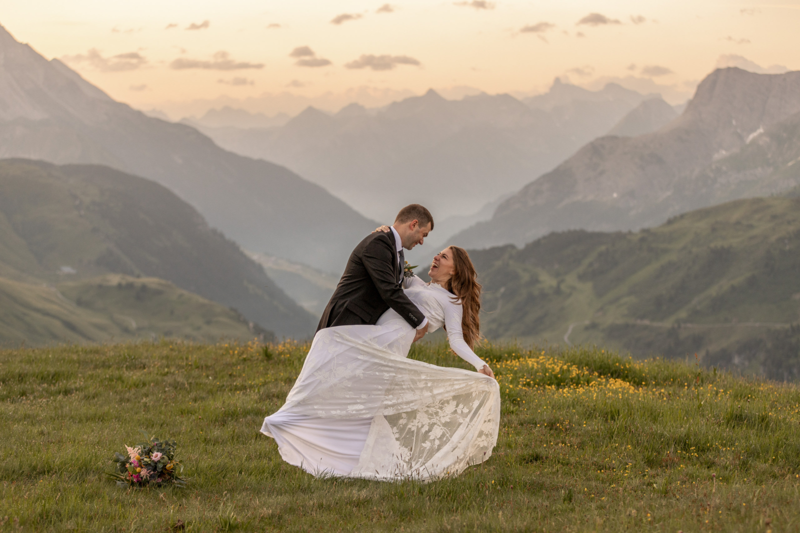 elopement photos in Austria