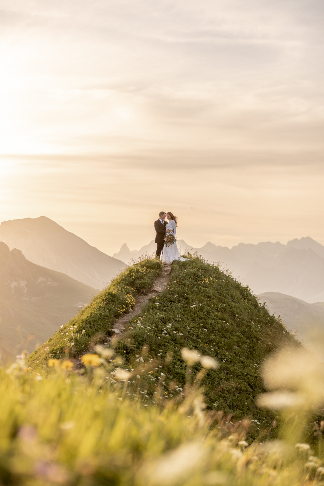 epic sunrise mountain elopement