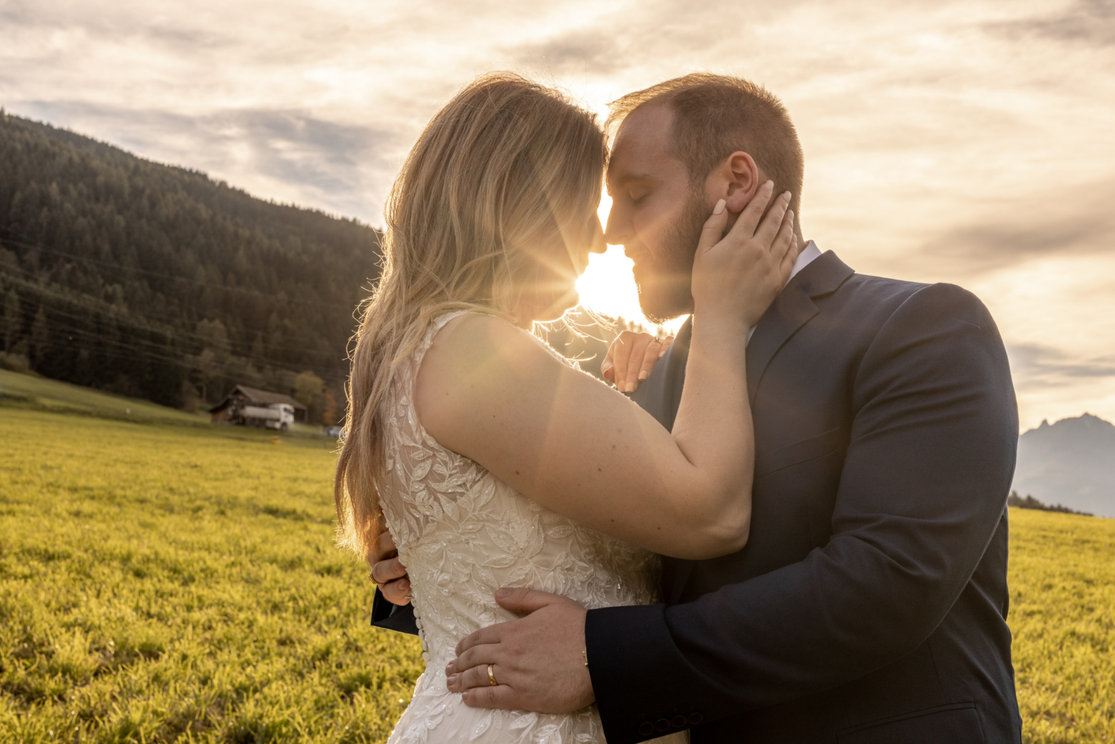Sunset Wedding Photos in Innsbruck