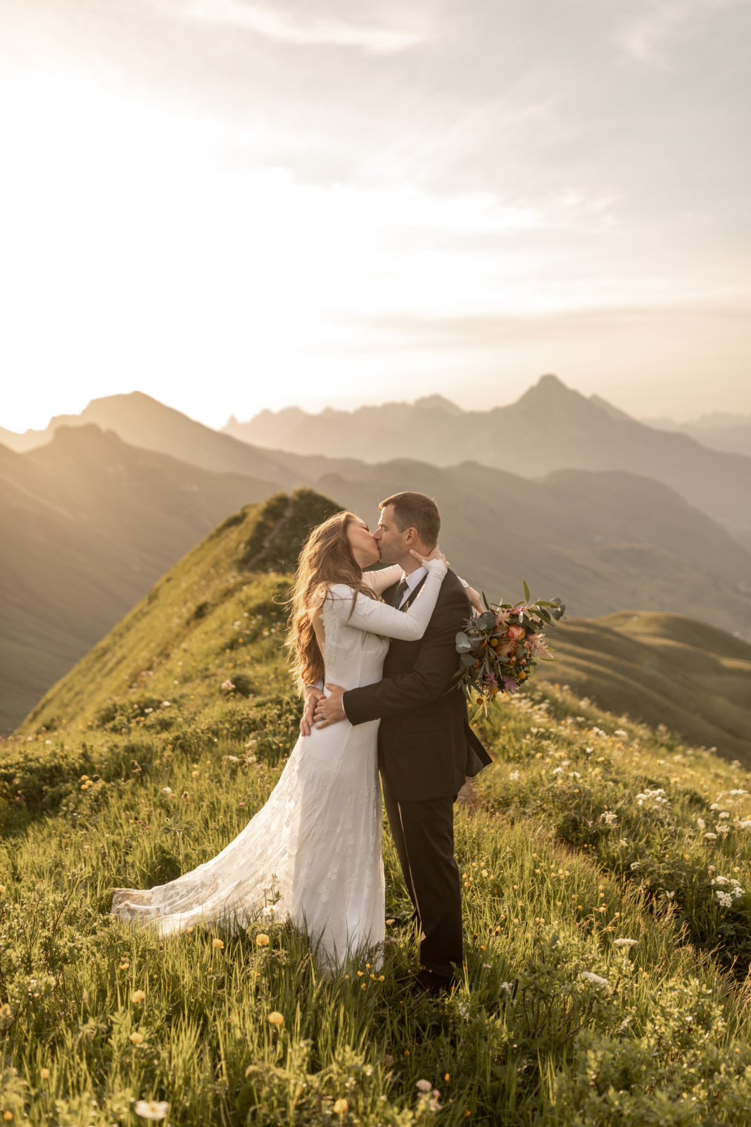 mountain elopement photographer