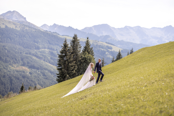 wedding photos in the mountains in Tyrol