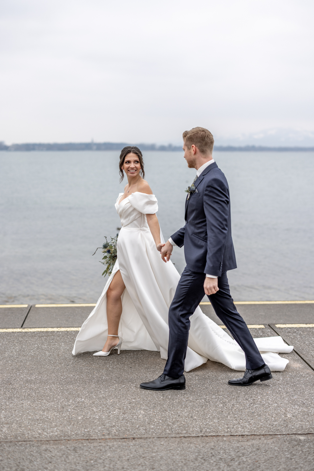 bridal portraits at the lake of constance